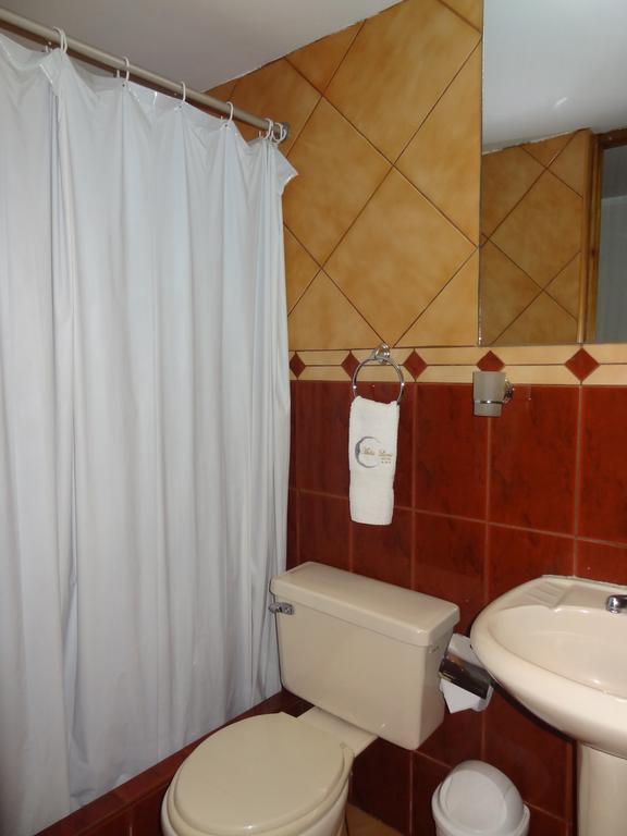Hostal Media Luna Trujillo Zimmer foto